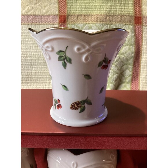 Lenox Williamsburg Boxwood and Pine Set of 3 Votive Candle Holders New - Picture 9 of 16